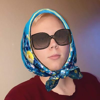 TheRealEirik's profile picture. 1,93 på en god dag, deprimert på en dårlig dag