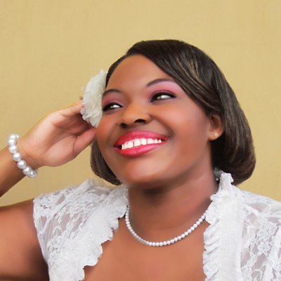 HustleWinners's profile picture. The glass isn't half full. It's f*ing overflowing. Hang with me to get a taste. Grow an insatiable drive for dream-building, both grounded and woo-woo style.