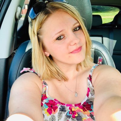 KaosLisa's profile picture. Boo!