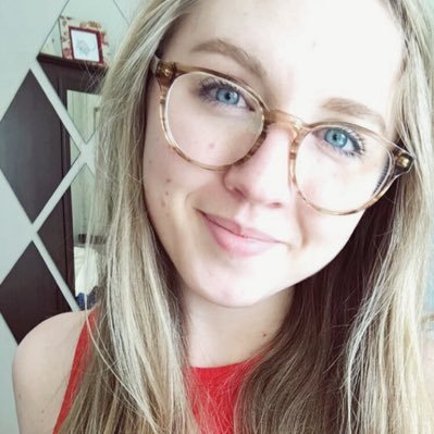 lemonbundtkate's profile picture. i love my husband and sheep.              Seth MacFarlane tweeted at me once.