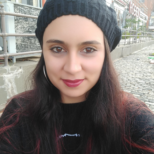 LizzHolopainen's profile picture. 