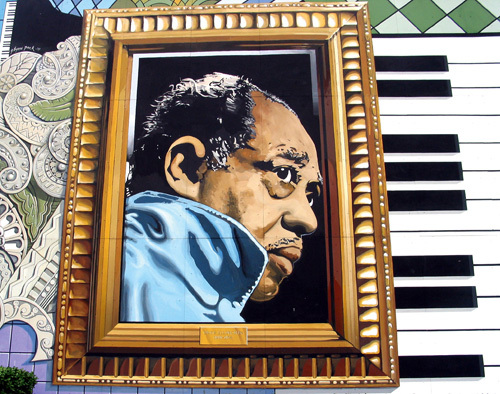 DCProper's profile picture. A local guy, Tweeting [tough] love for DC