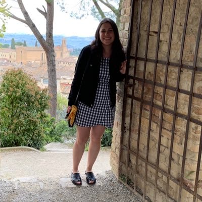 oliviaashaaron's profile picture. 