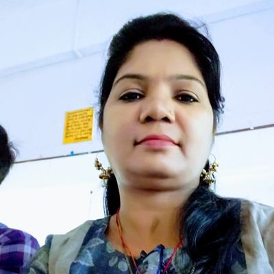 mridul_mehak's profile picture. 