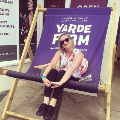 Faculty Engagement Officer at DMU and a Mum to a beautiful girl, tweeting in a personal capacity.
