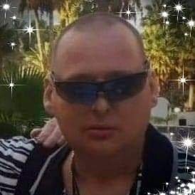 aschellemusic's profile picture. Musician  aschelle aka Ash Leck .  Love life - love music - almost all types of music from Peer Gynt 2 Prince to Pink Floyd to the Pet Shop Boys.