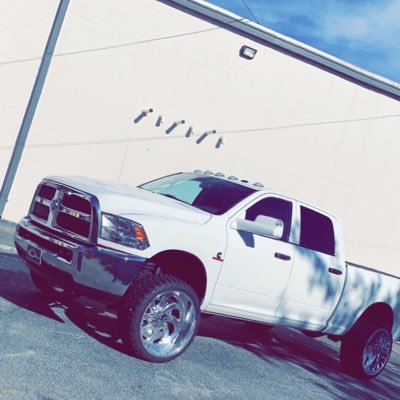 ezra_otero's profile picture. 