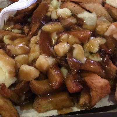 rated poutine on Instagram since 2018. please send me poutines❤️. I'm also a causal hockey fan. (who don't like hockey and poutine?) likes/RT don't mean I agree
