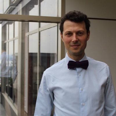 Directeur, Relations avec les médias chez Rio Tinto, geek de politique, gourmet et voyageur. Views are my own.