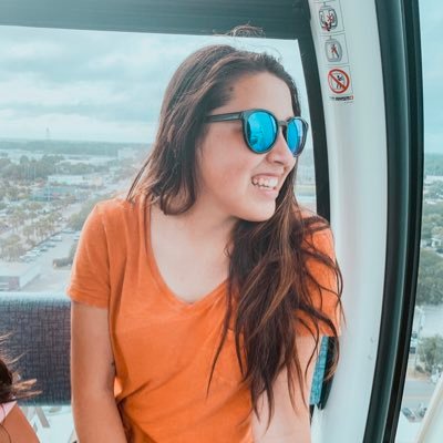 tatioliveiraaa_'s profile picture. Married to my best friend • Dog mom • 🇧🇷