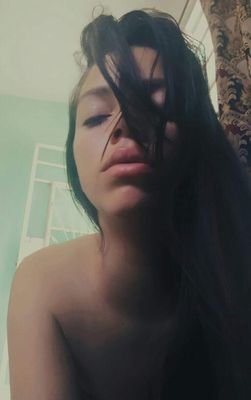 Me gustan las vergas bien dotadas😋 y tener sexo duro🔥🔥