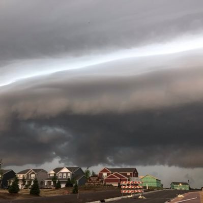 manitsdamian's profile picture. Perfect way to kill time. $itsaguess