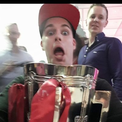 DoubleV1337's profile picture. Clown town