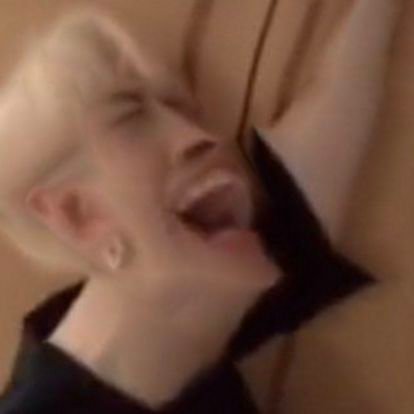 distortedskzpic's profile picture. dm your requests 🤩                                                       













[#스트레이키즈]: wth is this?!?!