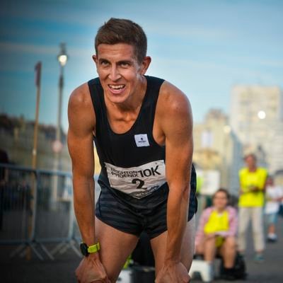 ⭐SAYSKY Athlete.
@ABTrainingGroup.
Will jog for coffee & pastry