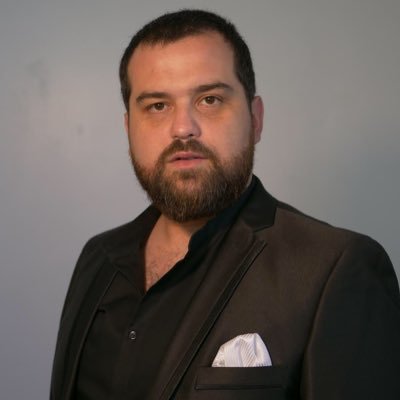 ricardo_seguel's profile picture. Cantante Lirico chileno. En su repertorio se encuentran variados titulos de òperas y con presentaciones en diferentes y destacados teatros.