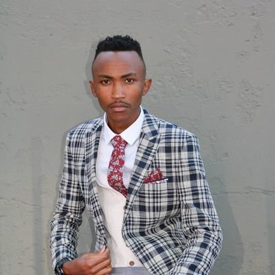 RSA Aspiring Actor 🎥🎬 . Student📖 . Model 👖👔 BOOKINGS: Mantji422@gmail.com ● @Survivor_SA Commercial Competition With @M-Net

      Instagram: @Timmy_Mantji