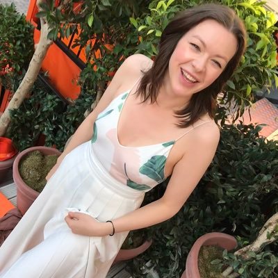 ItsEmmaSte's profile picture. Disputed hula-hoop champion. Independent woman/ aspiring housewife.