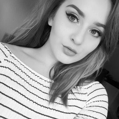 Visual Merchandiser and Change Works Coordinator for @JohnlewisandPartners #Chichester • #Wearepartners ambassador • Follow me on @instagram