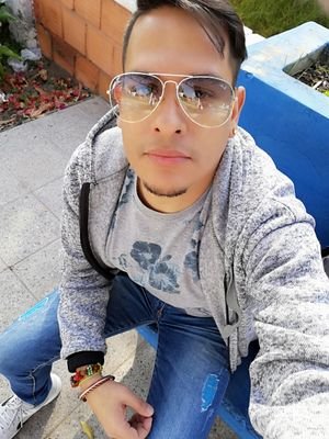 Venezolano🇻🇪 viviendo en Peru🇵🇪
Santero 
🌪🎭Mff. Oya & Eleggua👑⚡
Mi familia y mis santos lo mas grande
