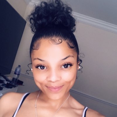 RamoneShikira's profile picture. Mumma❤️