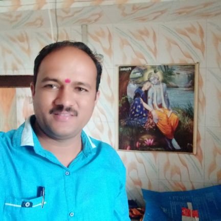 कुछ पुराने दोस्त, नये दोस्त ...यक़ींन कराने को काफी है कि ज़िन्दगी ख़ूबसूरत है।