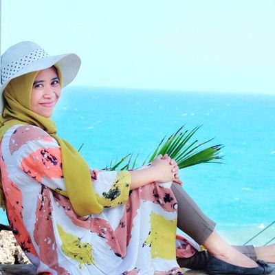 Mayanuna_'s profile picture. Lets bygones be bygones II