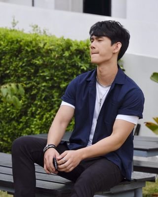 Support #pavelphoom ♥
#2moons2