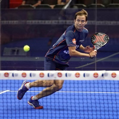 Jugador Profesional de Padel patrocinado por Star Vie, Barymont y Asociados correduría de seguros, Estrella Damm Instagram: @marcello_jardim