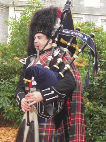 AlbaBagpipes's profile picture. Alba Bagpipes is Aberdeen's premier piper for hire company specialising in providing professional pipers for hire for all manner of events and occasions