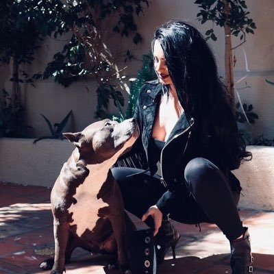 Nothing like them other motherfuckers I can make you rich.🖤