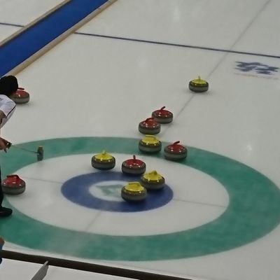 カーリング平昌組
山雅の試合のゲストで旧SCを見る→オリンピックを見る→カーリングにハマってうっかり移住した野良カーラー😂
筋トレもこれから頑張りたい
迷ったらGo/山雅サポ/ ‼️毒吐き注意‼️