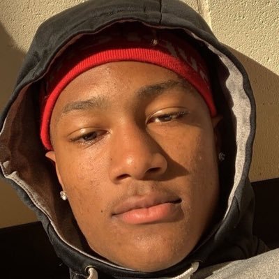 Class of 2022🐐‼️ WR/DB email:lowecentavious@gmail.com