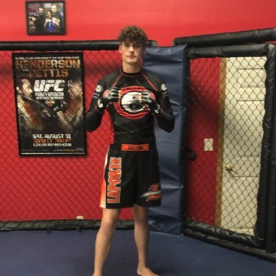 TheKingBJJ's profile picture. 🇨🇴🙏🏽MMA Fighter🥊|Wrestler🤼‍♂️|BJJ🥋| Carlson Gracie BJJ| Premier MMA Team Colón MMA🏆💪🏽#FutureChamp Undefeated Grappler