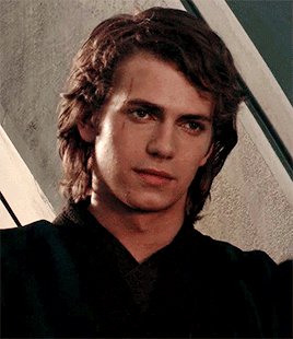 'I know how to control my feelings, just like my saber. Don't let it swing the wrong way.'
#StarWars #StarWarsRp