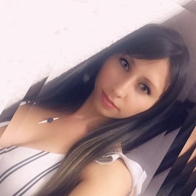 fajardo_tatawi2's profile picture. Licenciada en Educación Básica con Énfasis en Artística 👩‍🏫👩‍🎨🎭🎹