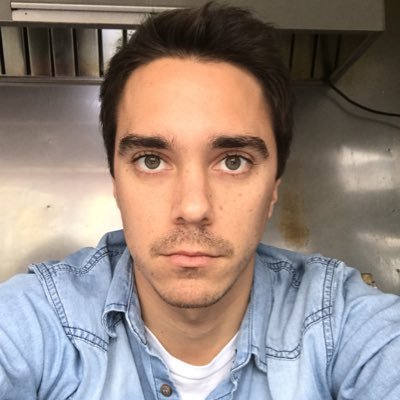 dvillavi87's profile picture. 