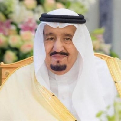 ( يمرني الشْوق و آتنفّس خطآيآهم وأقوَوَلَ مهمآ خطوآ يبقوون بْ آعمآقي ) 🇸🇦💙🤍💙🇸🇦
