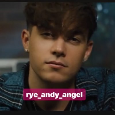 roadie since 2015, i love @roadtriptv 🐝Rye, 🌵Andy, ☘️Harper, 🙈Brooklyn & Sonny 🌞 - 👾Mikey, Jack.. but Rye Beaumont is my fave member... @connorpuggs ❤️ x7