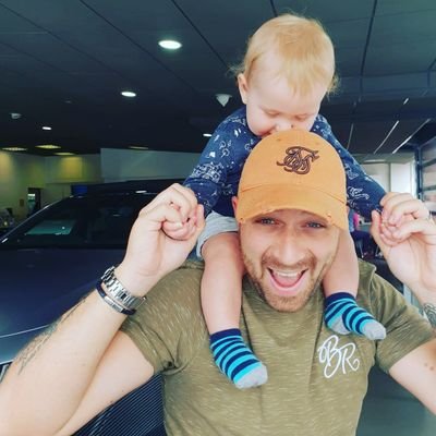 timPgooders's profile picture. Dad of Two, mostly on here for the memes.