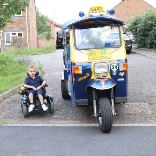 Fastest_Tuk_Tuk's profile picture. *Fastest Tuk Tuk in the World* - Fraser and Friends - Barry Island to Billericay - The Bedroom Build https://t.co/1NrqmiFlfr
