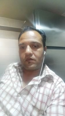 f6pYNFvLLLiw7DB's profile picture. 