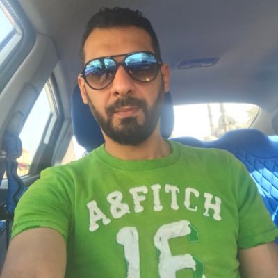 حاصل علي ماجستير في الهندسه (تدريس كل مواد الرياضيات ) 60697204