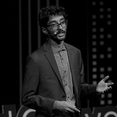 viputheshwar's profile picture. designer / founder / scientist / producer

Pitch decks ($2B closed) → https://t.co/w5hSZWxuKd
Branding → https://t.co/1b5D4nhvmR
Portfolio → https://t.co/KHzmp5wN4j