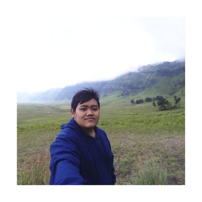 McD79424426's profile picture. My favorite kitchen sound is the crunch of a fresh vegetable. #FreshCrunch #SatisfyingSound