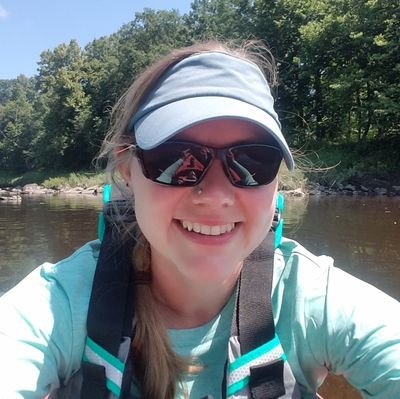 Wildlife veterinarian. Outdoor enthusiast.  Great Lakes mega-fan (especially Superior). she/her/hers