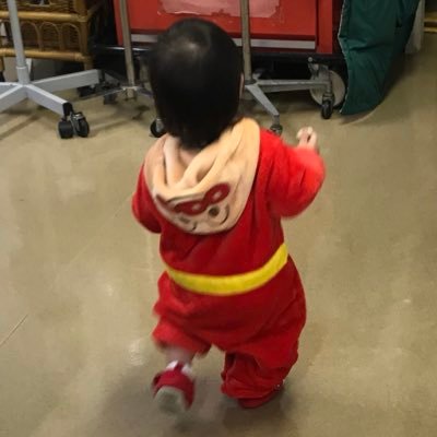 娘と息子持ちの２児の母です。無言フォローしてしまったらごめんなさい。私は12歳から円錐角膜です。息子氏#X連鎖生無ガンマグロブリン血症診断受ける。