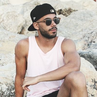 Tonii_To Profile Picture