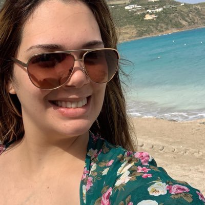 Orgullosamente Venezolana 🇻🇪 Psicólogo “Si pudiera vivir la vida viajando lo hiciera”✈️🌎💫