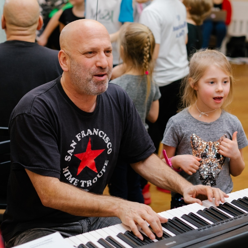 freelance jazz singer and music theatre director with youth